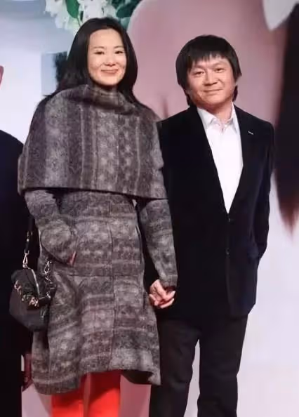 陪陳道明8年不求名分，擁有2億身家，轉身嫁給王菲初戀成人生贏家