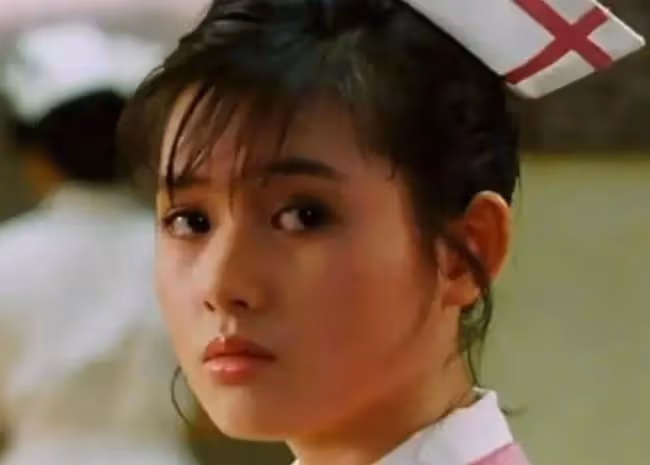 李麗珍：與閨蜜丈夫30天52次，3人同床「多人運動」，前程盡毀