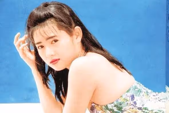 李麗珍：與閨蜜丈夫30天52次，3人同床「多人運動」，前程盡毀