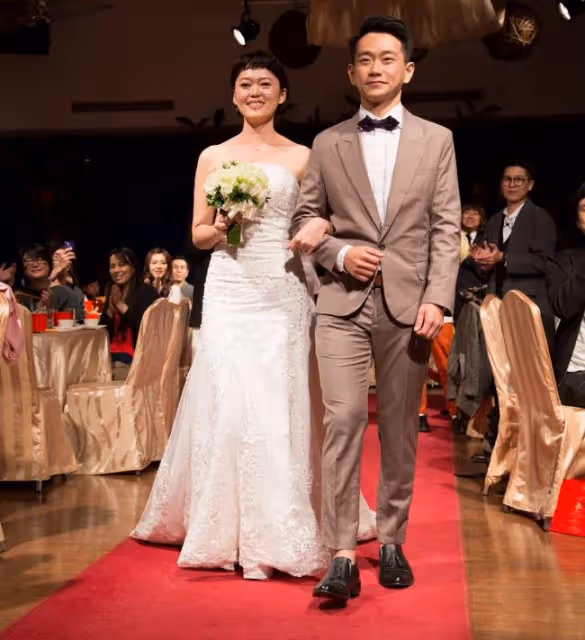 又一男星被曝離婚,本人承認9年婚姻出問題,與小10歲妻子已分居