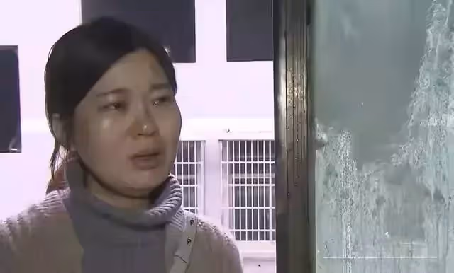 深情男子火海救妻,怎料妻子早已逃離,他卻被燒毀容,後來怎樣了