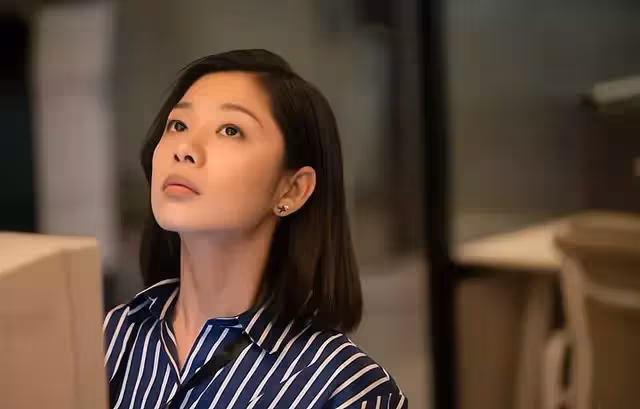公婆鬧離婚,我和老公連夜去勸和,不料天亮後我倆的婚姻也結束了