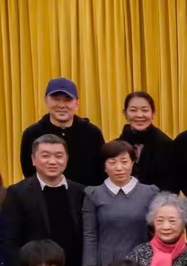 中視協工委換屆眾星齊聚!會長陳寶國紅光滿面,倪萍陳建斌站角落