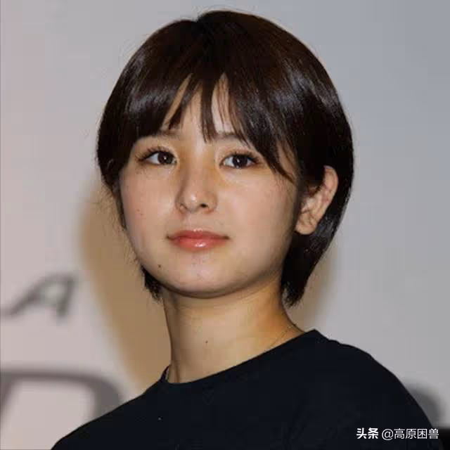 美得太犯規,對手都心疼,伊藤沙月,不覺得好像楊冪嗎?