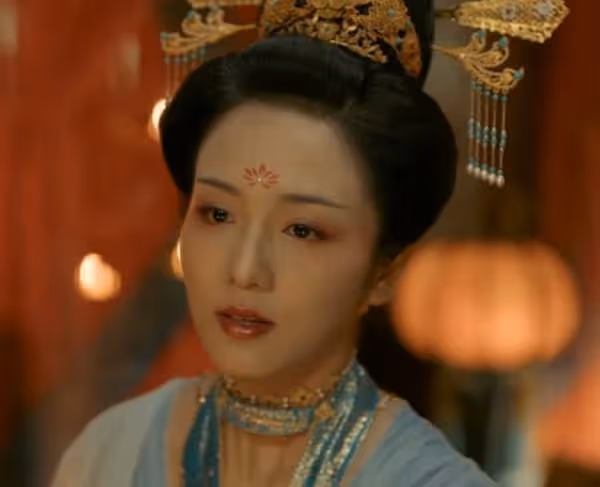 《風起洛陽》蔡卓音好美啊，曾經的軍訓女神，如今越來越有氣質了