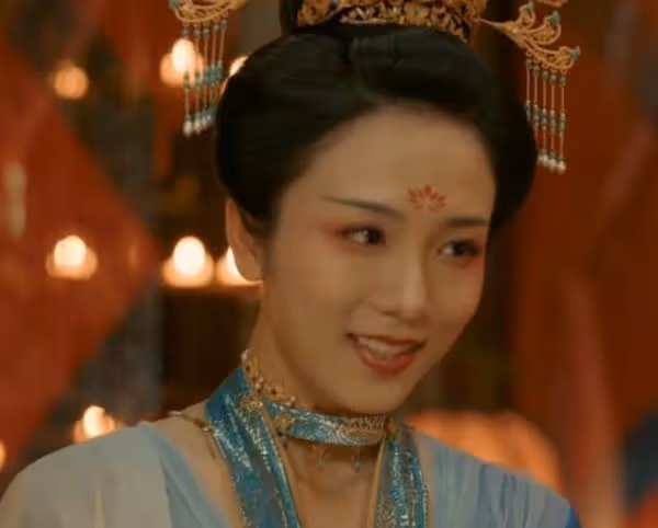 《風起洛陽》蔡卓音好美啊，曾經的軍訓女神，如今越來越有氣質了