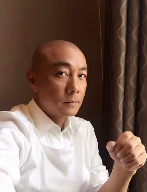自曝計劃兩三年出自傳,56歲張衛健內地人氣急升,感恩受網友善待