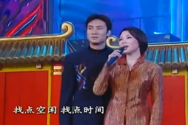 歌手江濤:紅了也不飄,接回改嫁的母親,始終把妻子當成寶