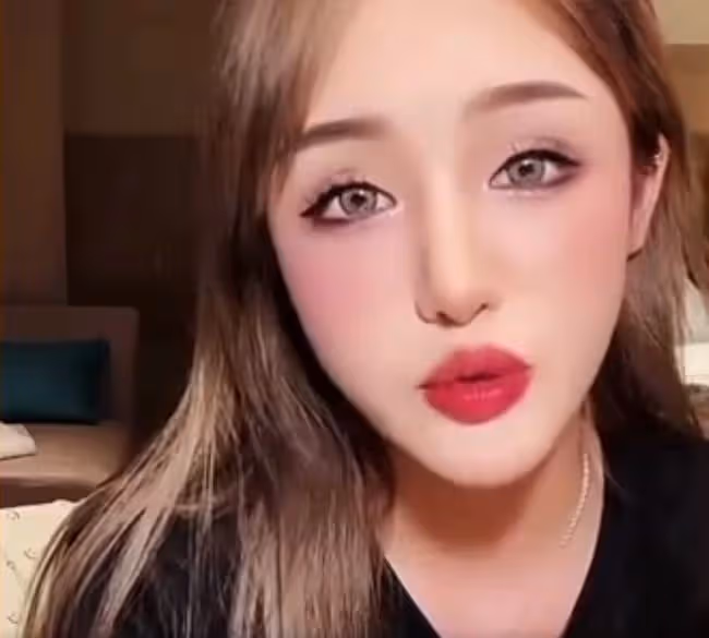 白小白愛徒大萌被男友浪漫求婚!大美直言女孩最重要的就是保持開心和漂亮!寂寞爆料方丈給老葛刷500萬不是自己充的!