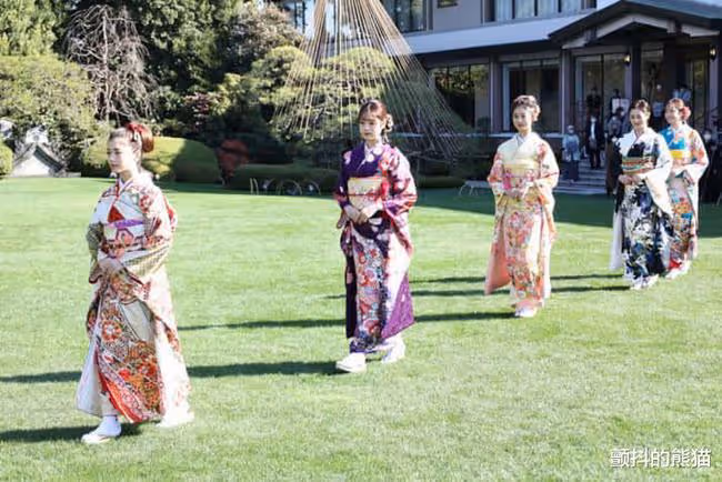 下一個米倉涼子?扛2022年奧斯卡事務所大梁的9位美女