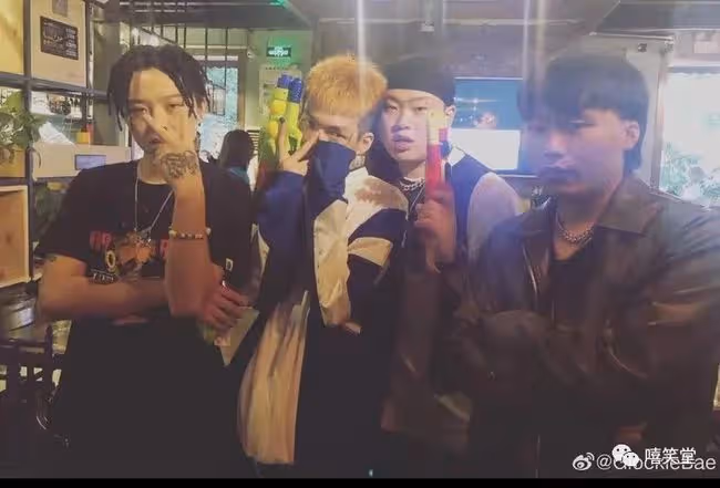 貝貝和龍澤宇力挺!這位說唱Young Blood到底強在哪裡?