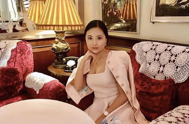 又走一個!TVB美女混血女星宣布離巢,是著名富商劉鑾雄長子舊愛