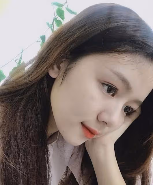 女護士因長的漂亮,被拍後迅速走紅,網友:睡覺的樣子貌比西施