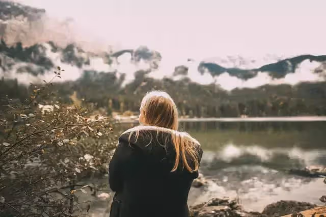 「人未下葬就分錢,你們真無恥」:我親眼見證了親戚的利慾薰心