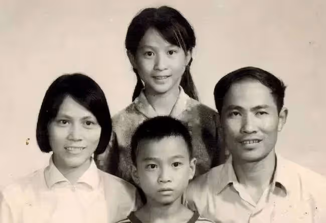 1990年劉嘉玲被3名男子綁架，12年後綁匪泄露了她的裸照