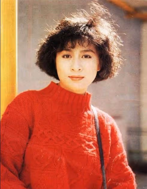 1990年劉嘉玲被3名男子綁架，12年後綁匪泄露了她的裸照