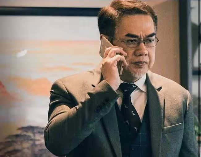 54歲戲骨緊急入院!突發心臟病心率140,曬病床照手臂插滿針管