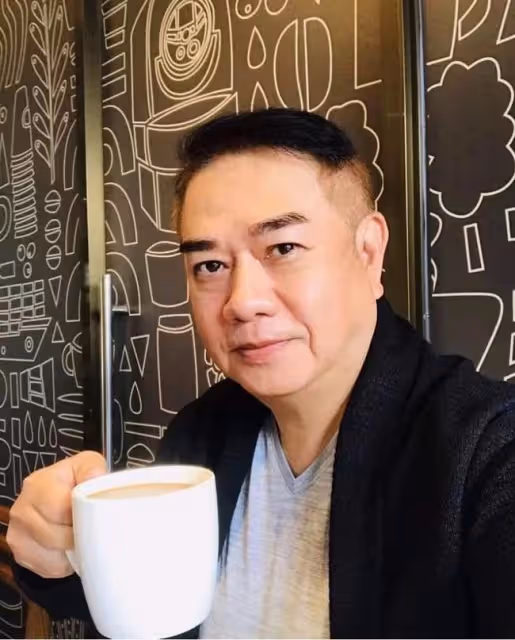 54歲戲骨緊急入院!突發心臟病心率140,曬病床照手臂插滿針管