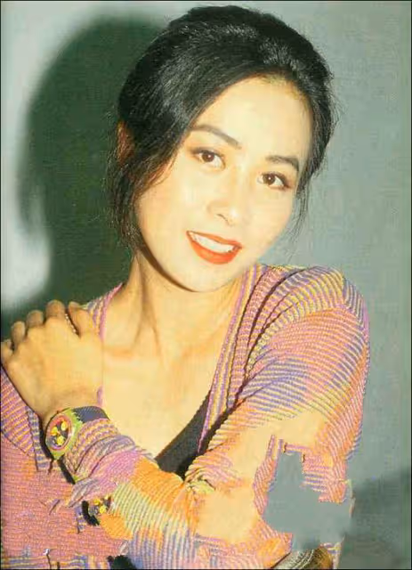 1990年劉嘉玲被3名男子綁架，12年後綁匪泄露了她的裸照