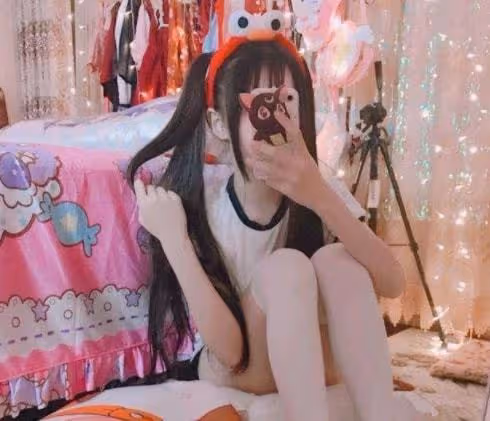 蔡蘿莉：住10億豪宅？人稱某音第一富婆，為何還要靠擦邊走紅？