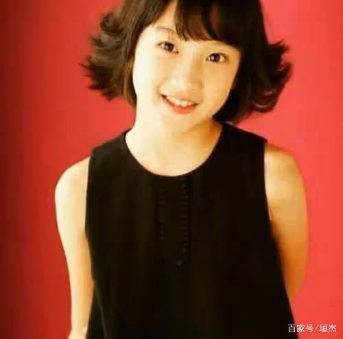 女神降臨的悲慘女主,現實中卻是白富美,與EXO甜蜜戲引粉絲不滿