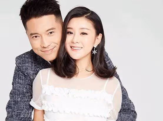 娛樂圈公認的5對模範夫妻，甜到發齁，這才是愛情，網友：羨慕了