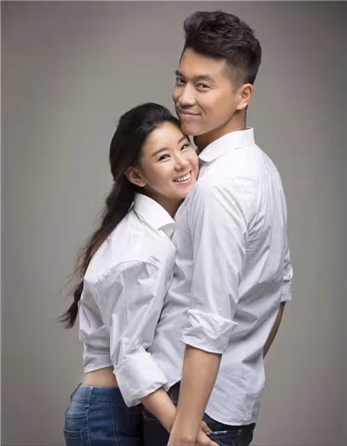 娛樂圈公認的5對模範夫妻，甜到發齁，這才是愛情，網友：羨慕了