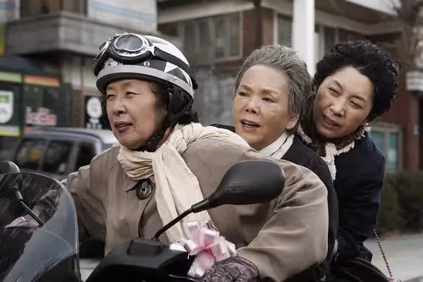 就算再被封殺20年,也阻止不了我愛她