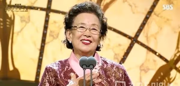 就算再被封殺20年,也阻止不了我愛她