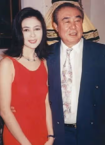 關之琳59歲至今單身，難道只因為高爾夫球？真相沒你想得那麼簡單