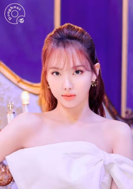 全球最美100張臉,Lisa衛冕第一,寧藝卓是aespa唯一入圍成員
