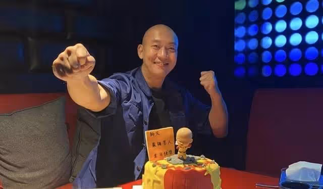恭喜!TVB著名男星在內地註冊結婚,妻子長相甜美身材豐滿像網紅