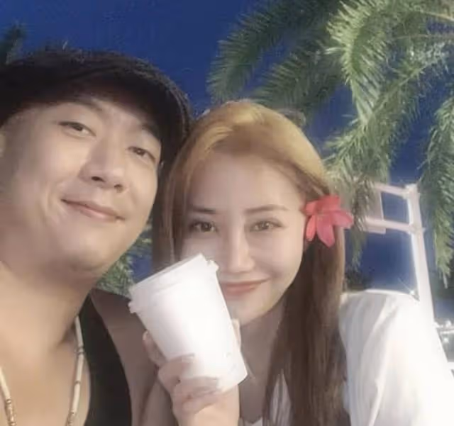 恭喜!TVB著名男星在內地註冊結婚,妻子長相甜美身材豐滿像網紅