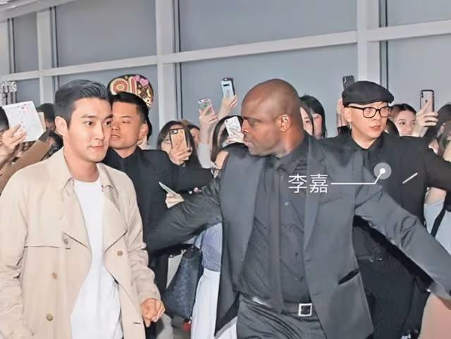 恭喜!TVB著名男星在內地註冊結婚,妻子長相甜美身材豐滿像網紅