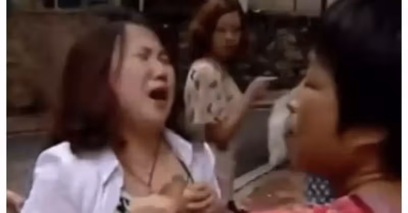 妻子剛懷孕一個月，丈夫卻要離婚，婆婆怒罵：一個月肚子那麼大？