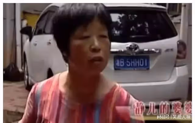 妻子剛懷孕一個月,丈夫卻要離婚,婆婆怒罵:一個月肚子那麼大?
