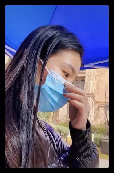 朱軍妻子為西安加油,自曝無法與家人團聚,直言太著急反被催捐款