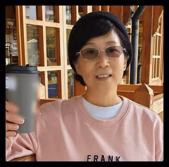 61歲女星退圈31年後復出,巔峰時期未婚生女,替未婚夫還債獨養娃