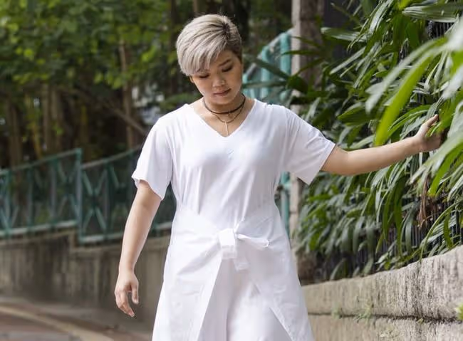 32歲女星被外國男友求婚!曾是語文老師,出道後收入低靠家人接濟
