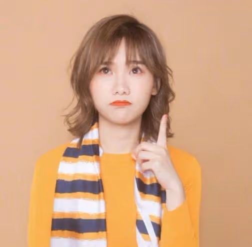 密子君：16分鐘吃完10桶火雞面，坐擁千萬粉絲，是真吃還是催吐？