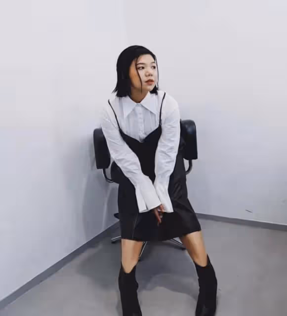 恭喜恭喜！TVB女歌手獲外籍男友雪地下跪求婚，今年中才公開戀情