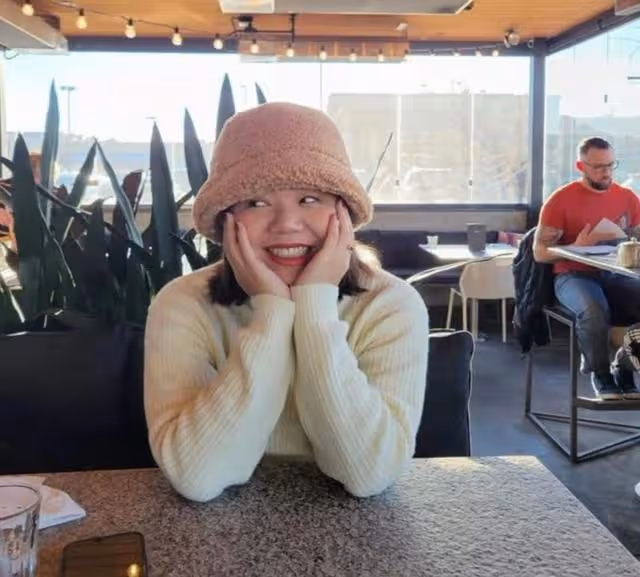 恭喜恭喜!TVB女歌手獲外籍男友雪地下跪求婚,今年中才公開戀情