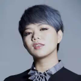恭喜恭喜!TVB女歌手獲外籍男友雪地下跪求婚,今年中才公開戀情