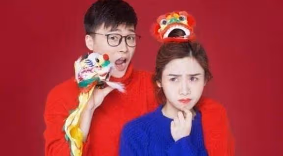 密子君：16分鐘吃完10桶火雞面，坐擁千萬粉絲，是真吃還是催吐？