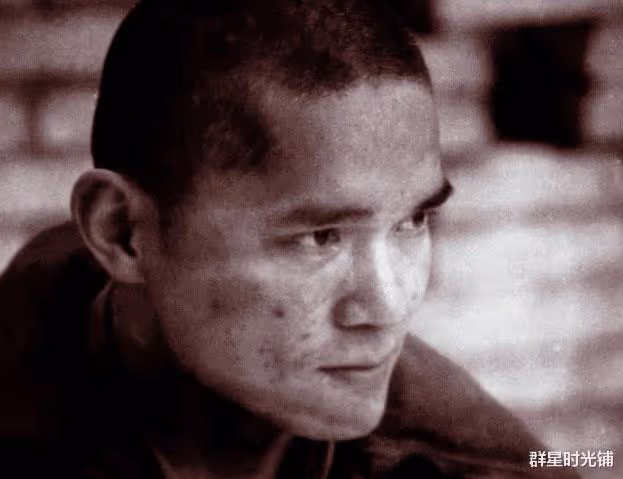 64歲申軍誼和32歲申奧父女間的苦大仇深,隔閡消除父女倆相依為命