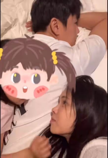 眾星迎新年!謝霆鋒路邊吃早餐,伊能靜曬全家福,田震海外送祝福