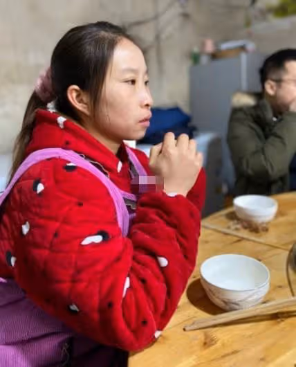 比起牛愛芳春花的人設崩塌，蜀中桃子姐的清醒與真實，真叫人佩服