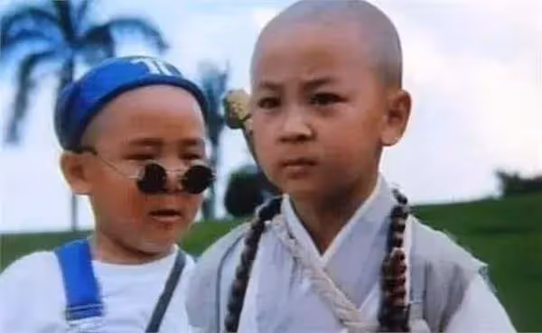從不怨天尤人!昔日童星「千萬身家被父母敗光」不灰心 「認命打工貼補家用」再復出演藝圈