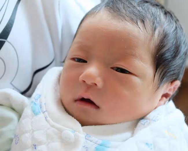 2022年第一天喜事連連!2位女星宣布懷孕,曾國祥前女友誕下女兒