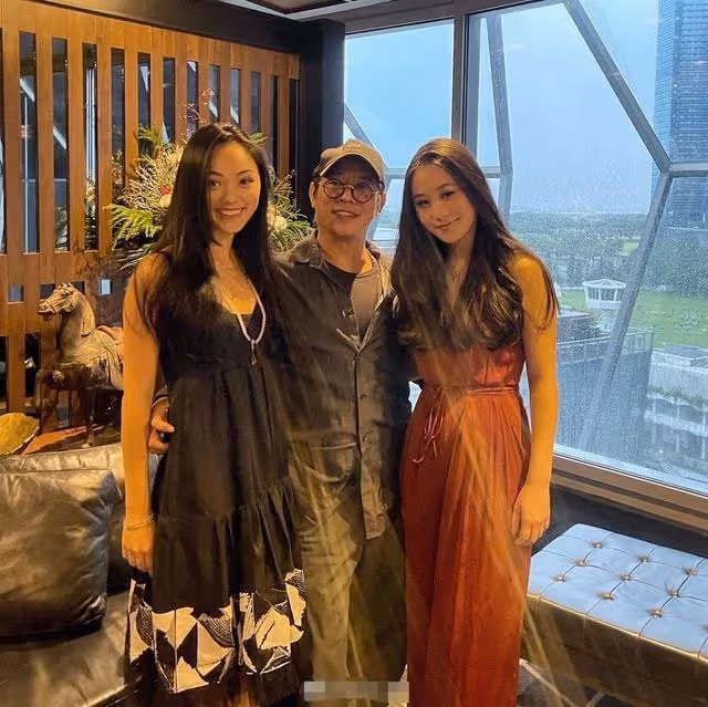 李連杰為利智慶60大壽,畫面溫馨幸福難掩,兩女兒超高顏值搶鏡